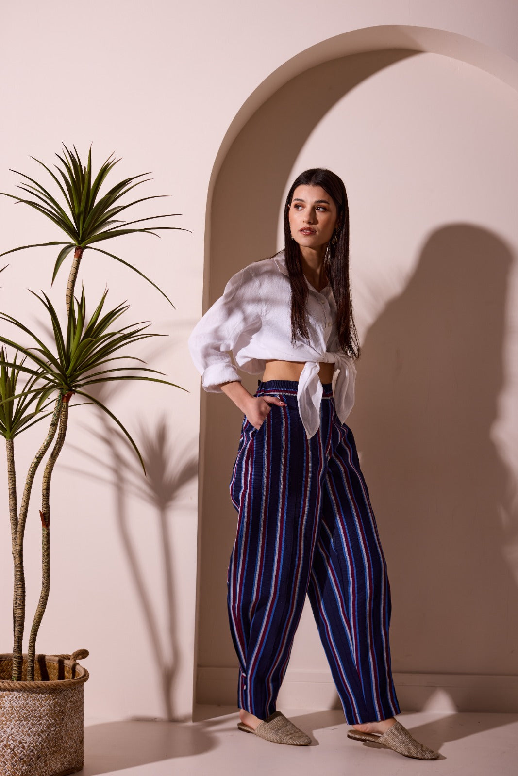 Sẹ́yí Indigo Barrel Trousers