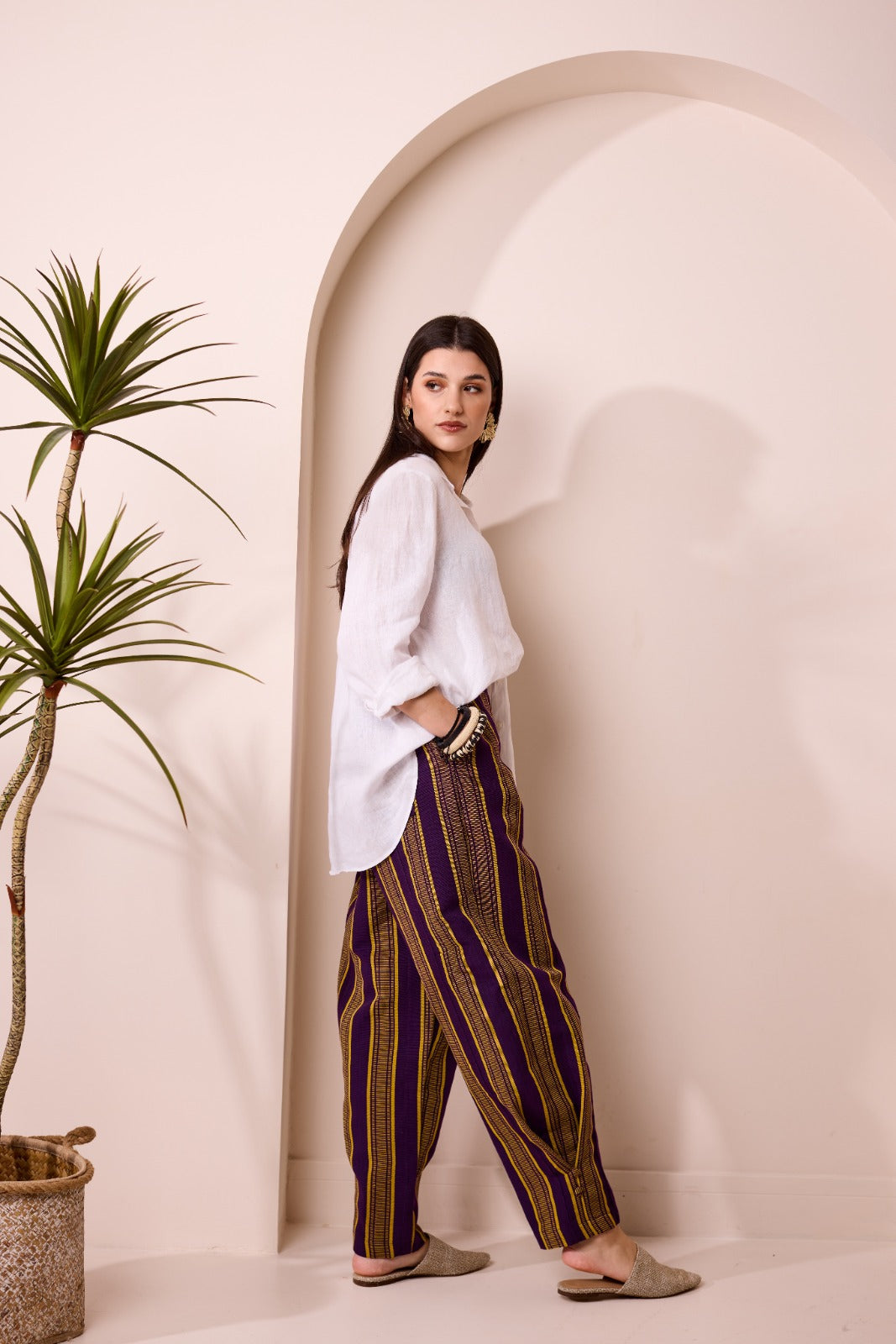 Morẹ́nikẹ́ Barrel Trousers
