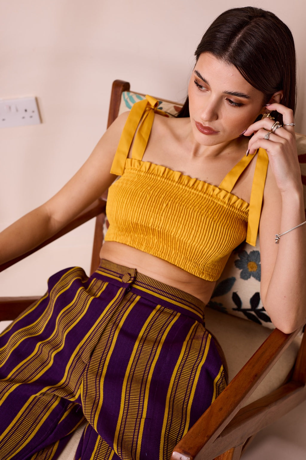 Morẹ́nikẹ́ Barrel Trousers